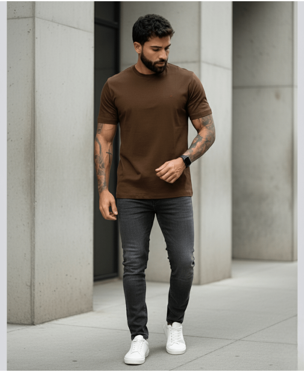 Camiseta Chocolate Masculina Malha Regular - Aramis