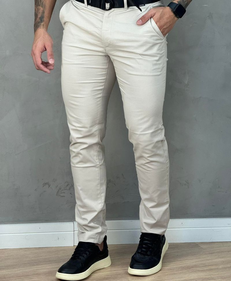 Calça Alfaiataria Areia Masculina Slim - Calvin Klein