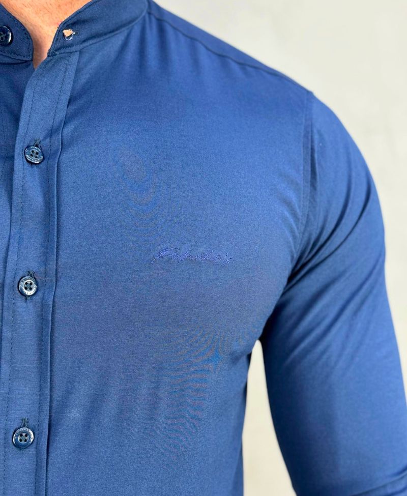 Camisa Social Azul Marinho Gola Padre Manga Longa Com Logo No Peito - Paladho's Jeans Wear