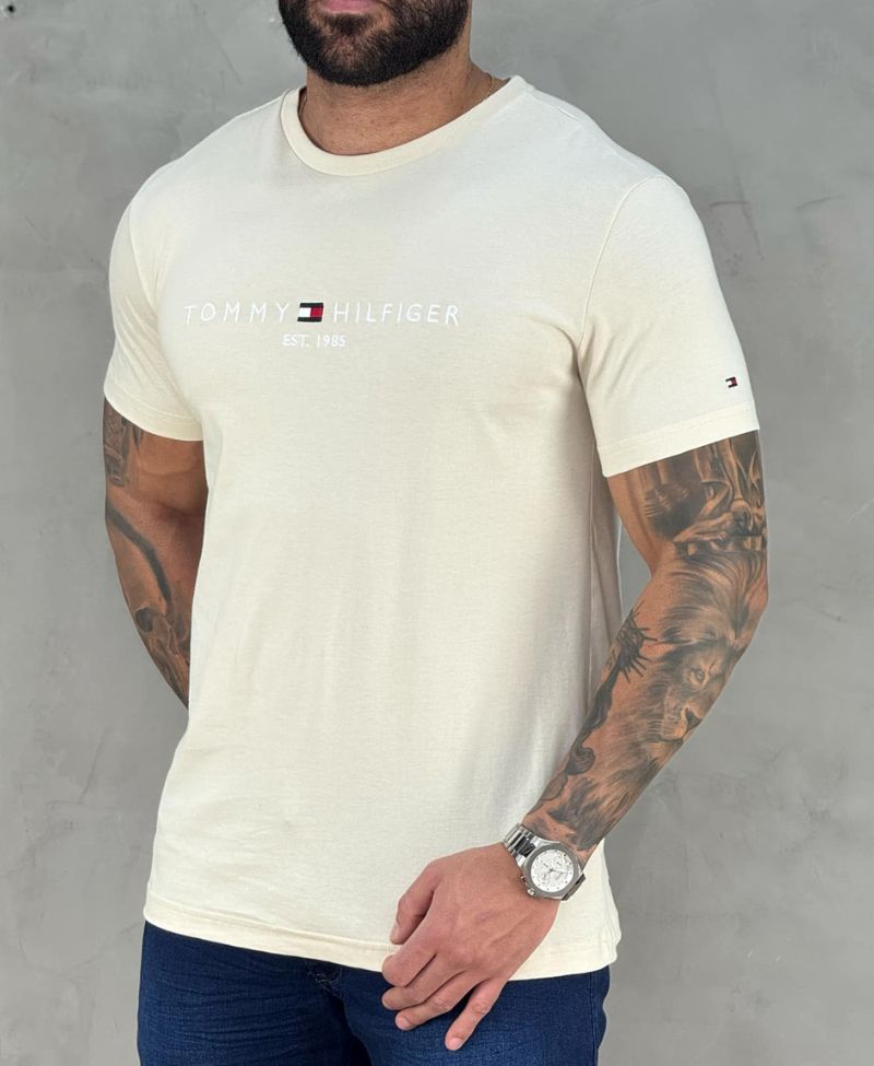 Camiseta Areia Masculina Est. 1985 - Tommy Hilfiger