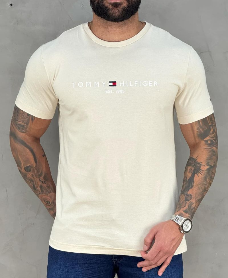 Camiseta Areia Masculina Est. 1985 - Tommy Hilfiger