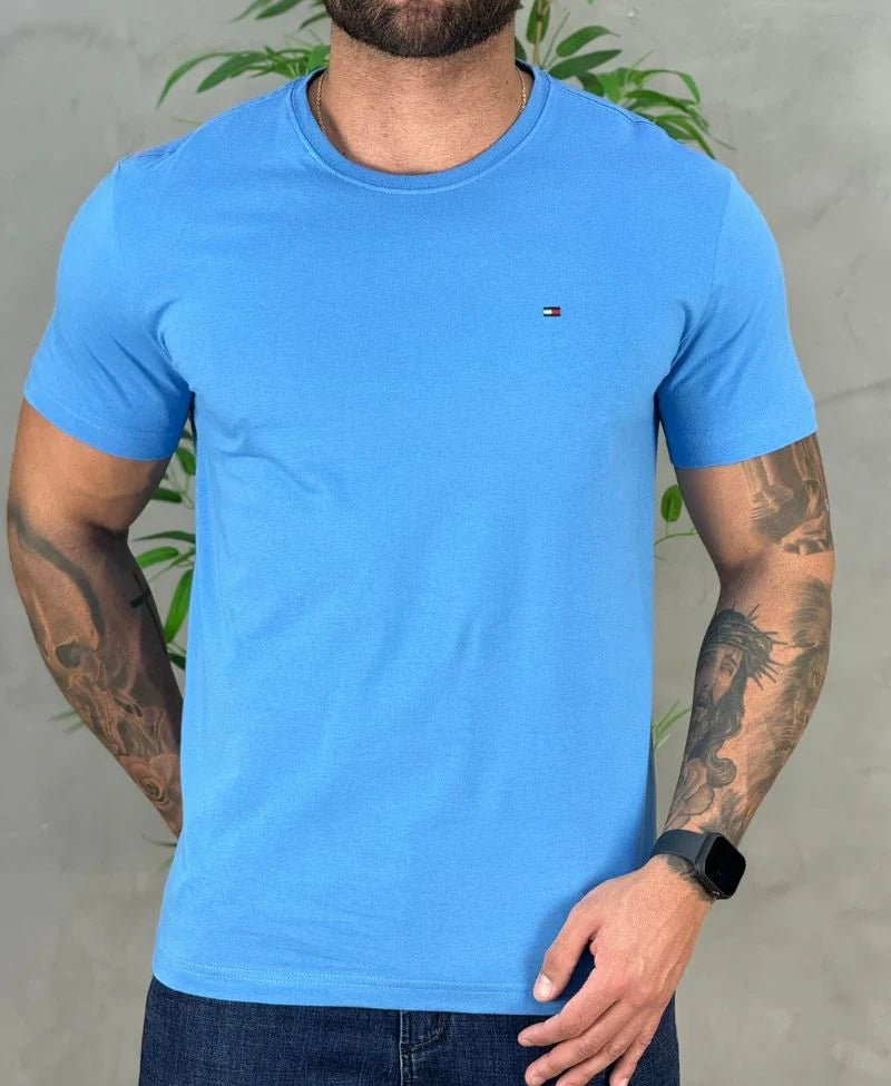 Kit 2 Camisetas Caqui e Azul Céu Masculino Básica - Tommy Hilfiger