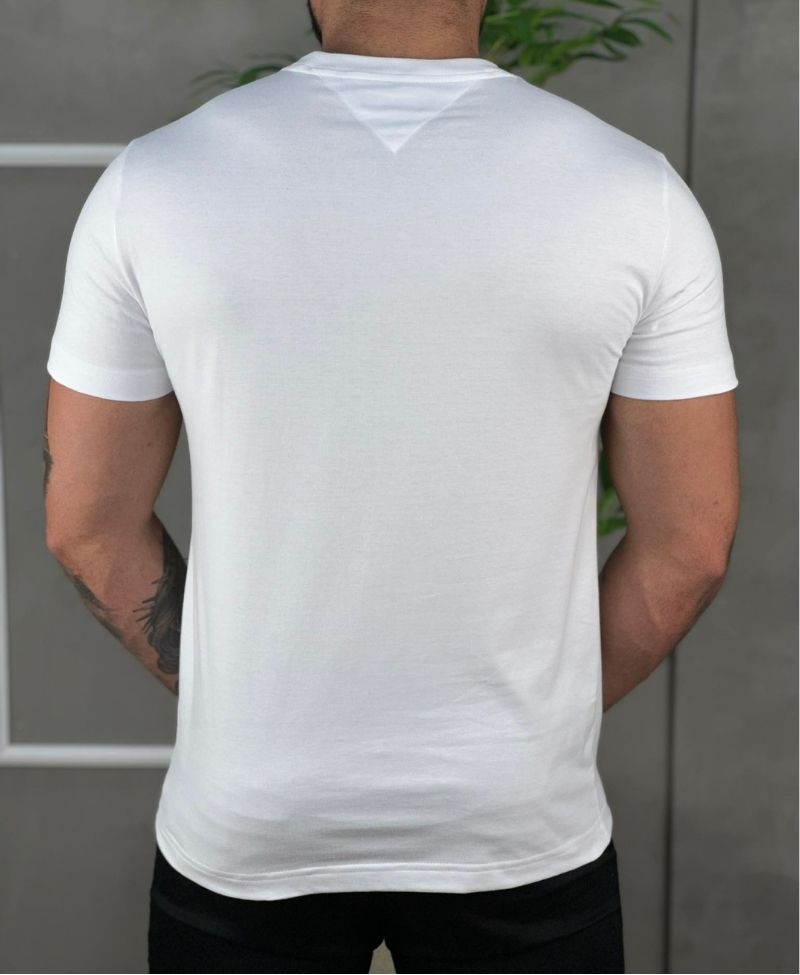 Camiseta Branca Masculina Com Logo Em Circulo No Peito - Tommy Hilfiger
