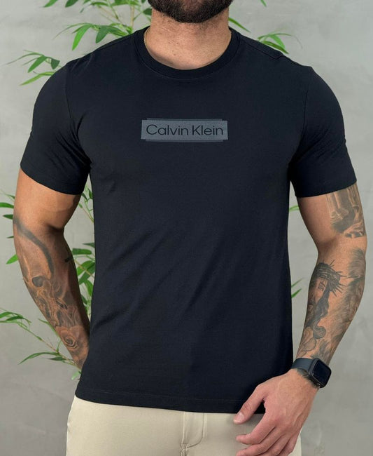 Camiseta Preta Masculina Address Stripe - Calvin Klein
