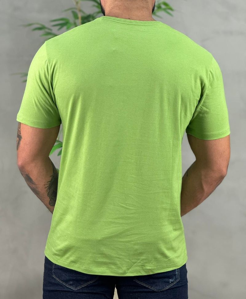 Camiseta Verde Hortelã Casual Masculina String Art - Acostamento