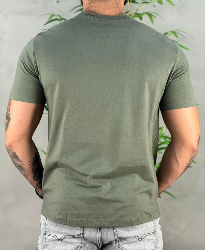 Camiseta Verde Militar Masculina Com Logo Ck - Calvin Klein