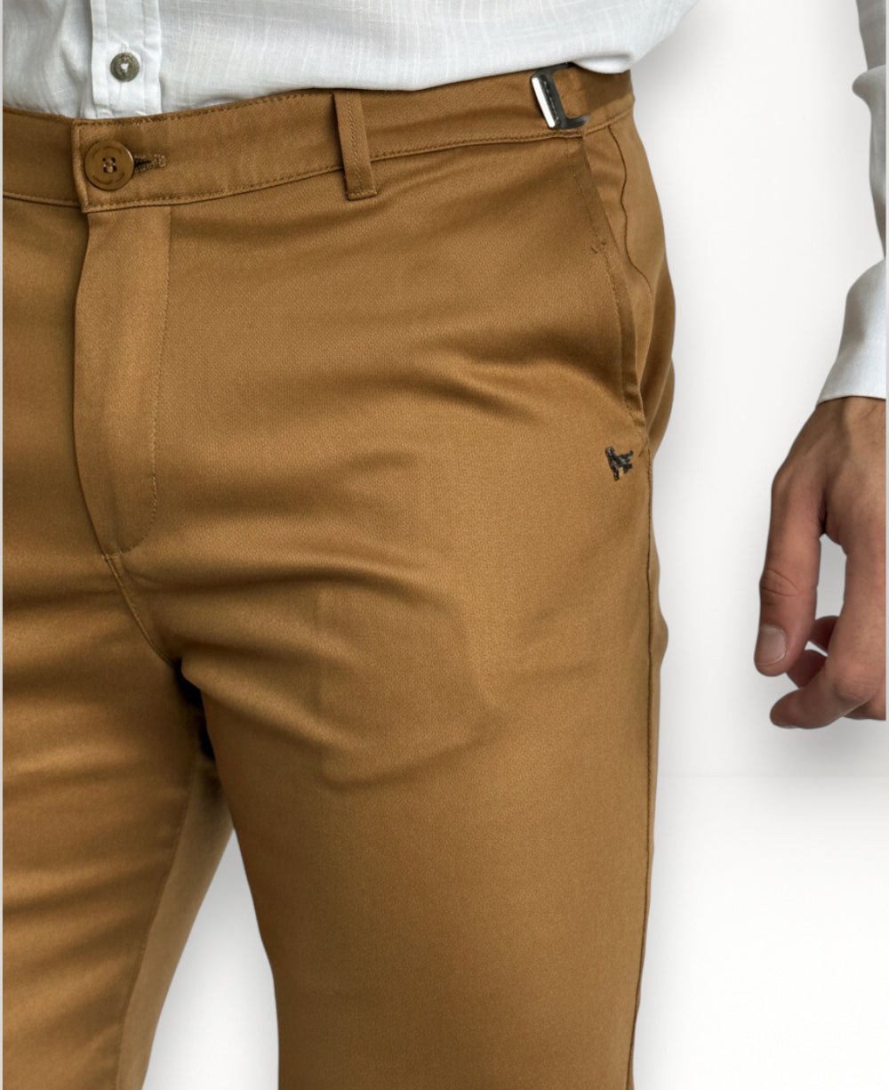 Calça Alfaiataria Caramelo Masculina Regulagem - Per Pochi