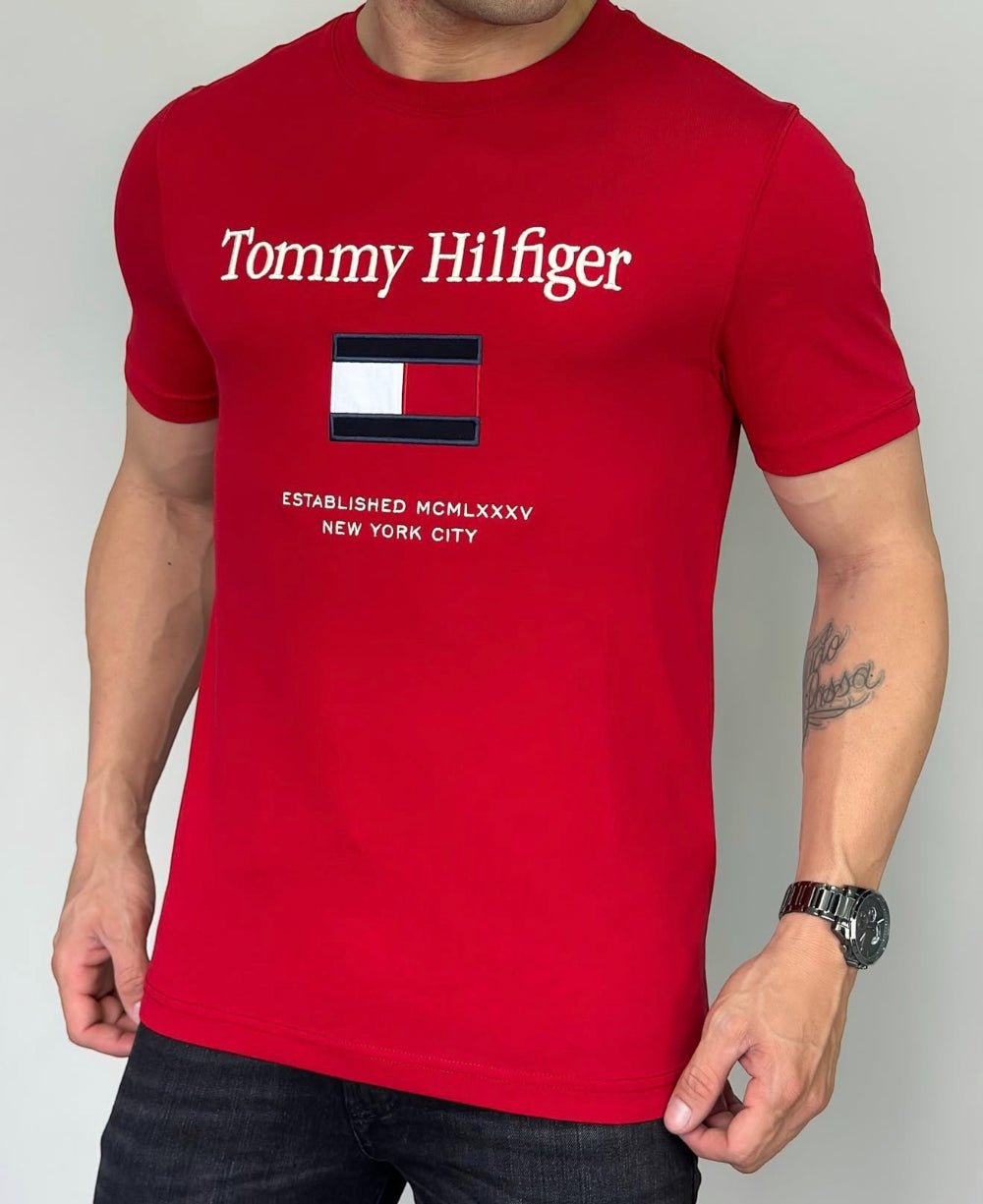 Camiseta Embro Flag Tee Vermelha - Tommy Hilfigier