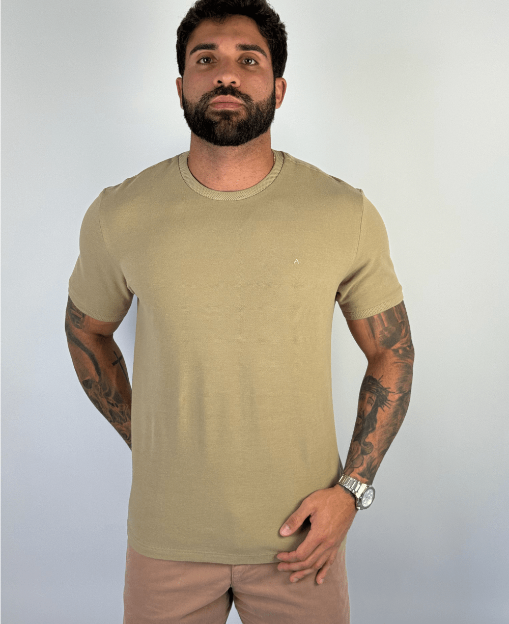 Camiseta Piquet Gola Textura Malha Regular Areia - Aramis