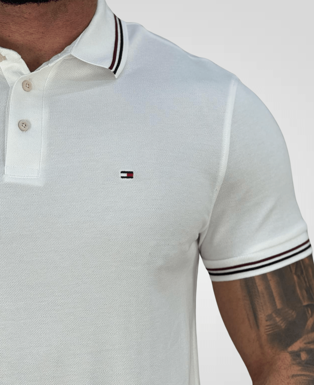 Camisa Polo Branca Friso e Detalhe Na Manga Slim - Tommy Hilfiger
