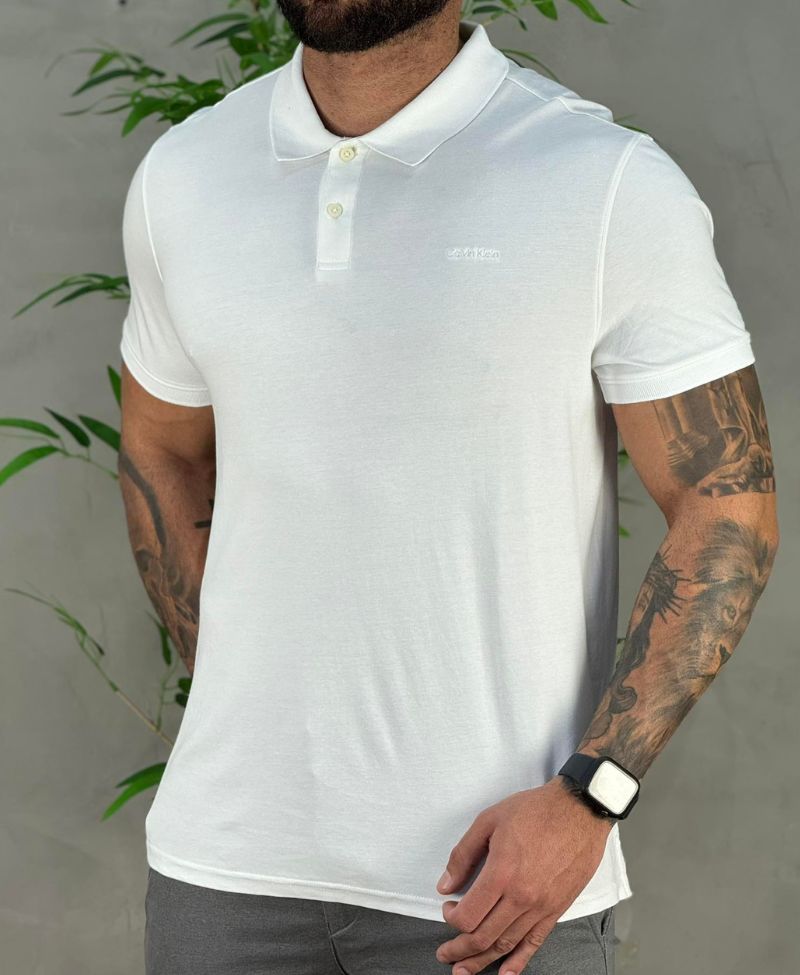 Camisa Polo Branca Masculina Básica Liquid Touch - Calvin Klein
