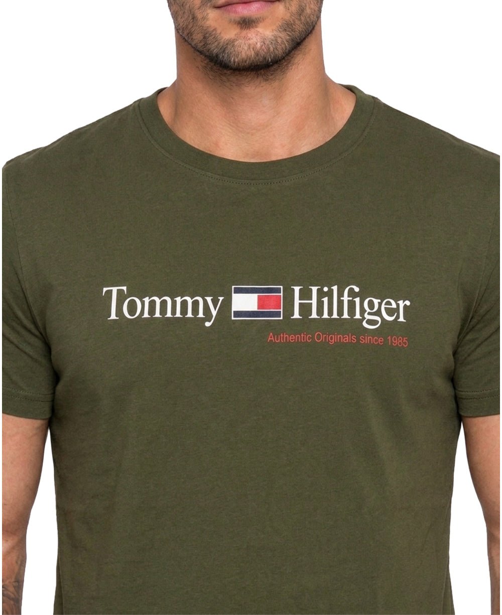 Camiseta Verde Musgo Masculina Authentic Originals 1985 - Tommy Hilfiger