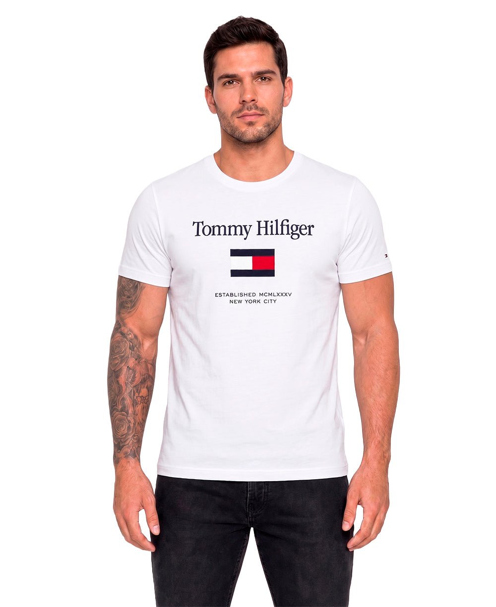 Camiseta Branca Masculina Embro Flag Tee - Tommy Hilfiger