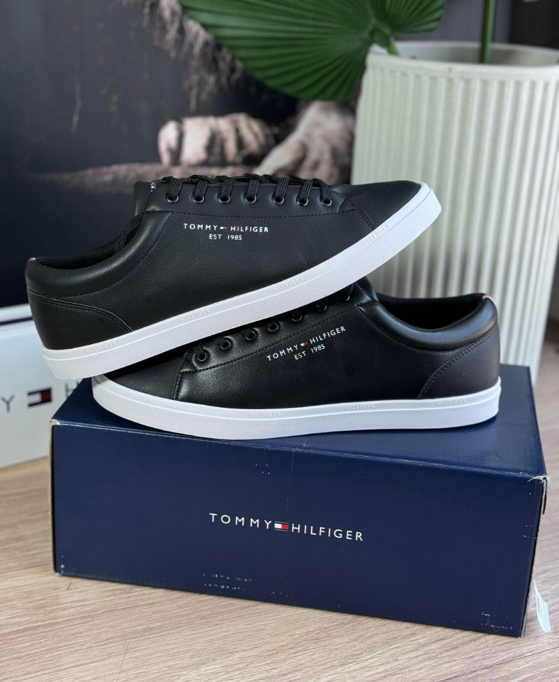 Tênis Preto Masculino Harrison FM37 - Tommy Hilfiger