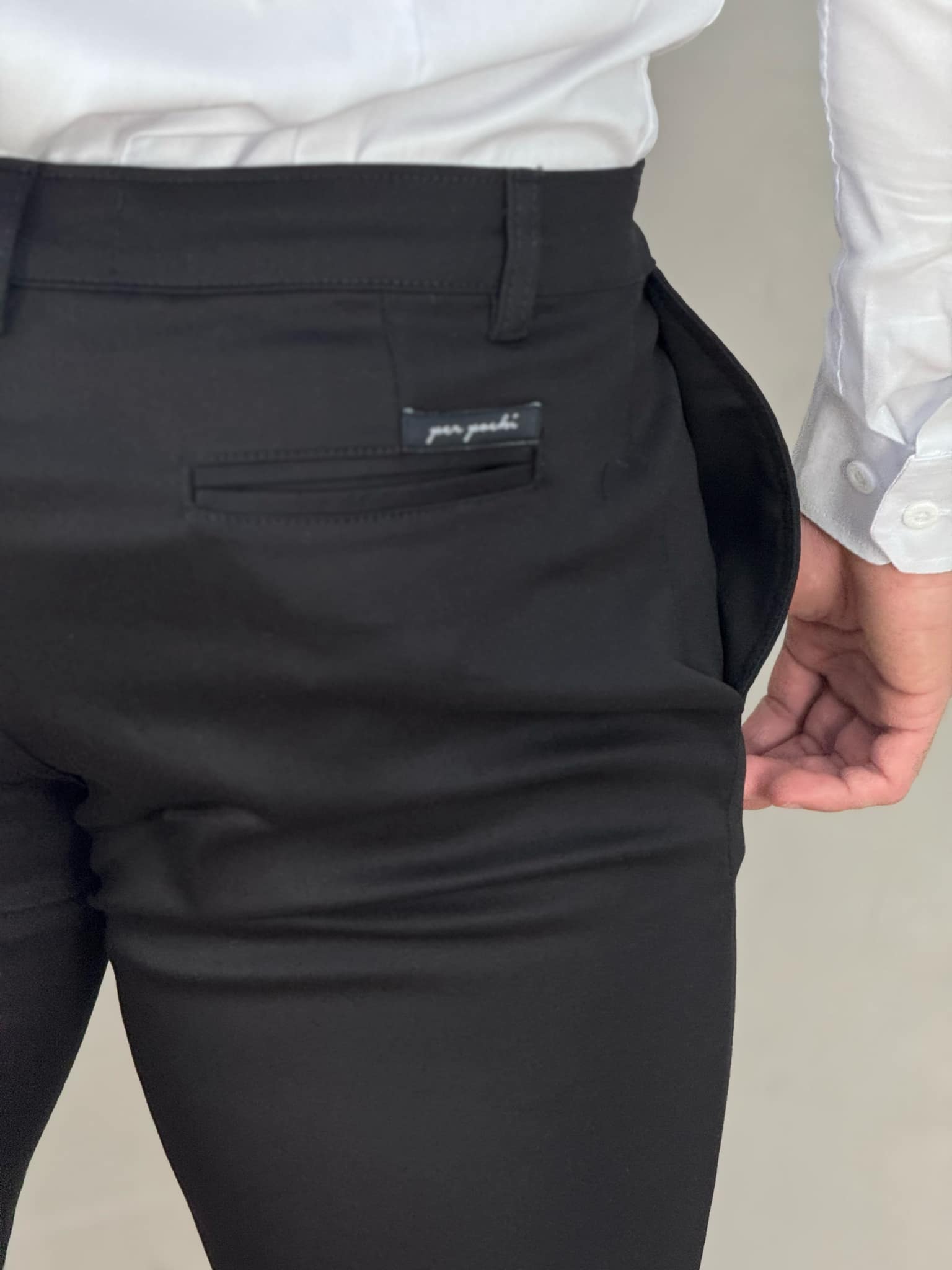 Calça Alfaiataria Preta Masculina Acetinada Skinny - Per Pochi