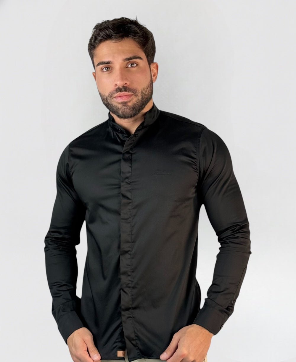 Camisa Manga longa Preta Gola Padre Acetinada - Paladhos