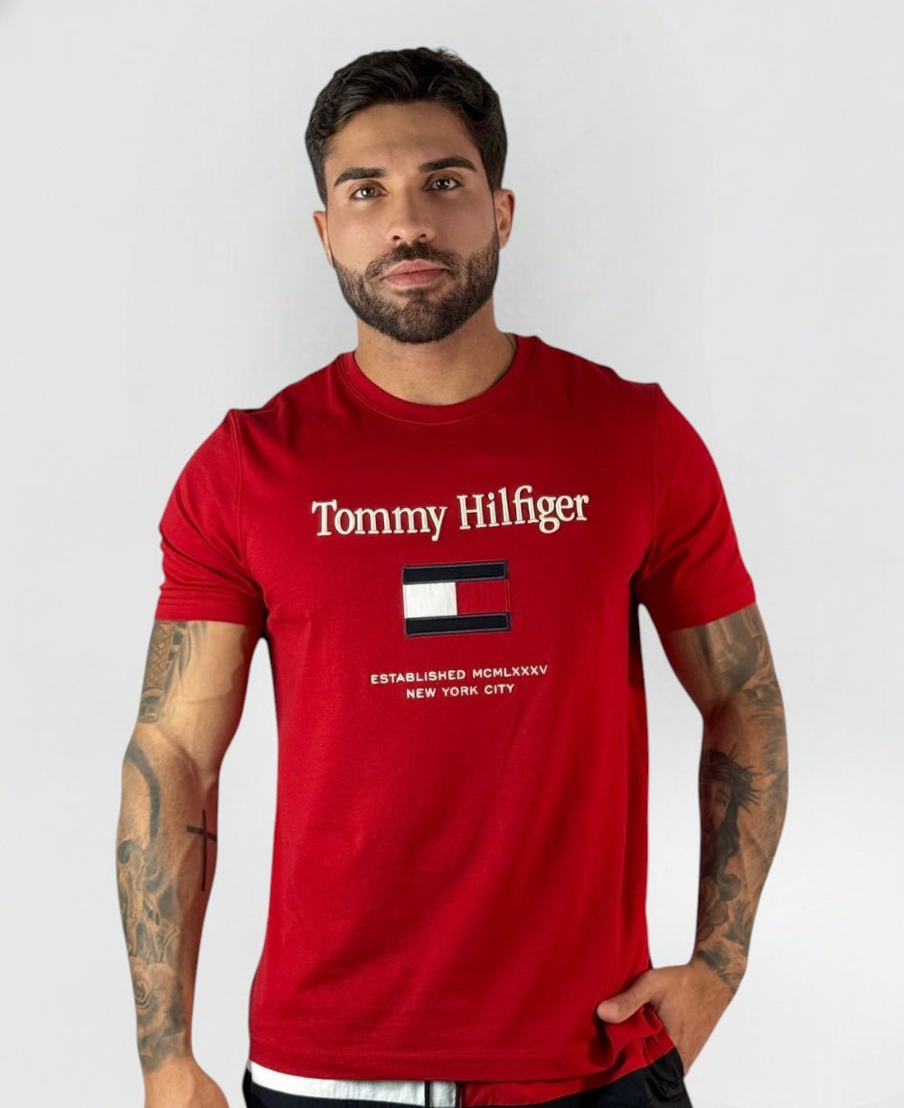 Camiseta Embro Flag Tee Vermelha - Tommy Hilfigier
