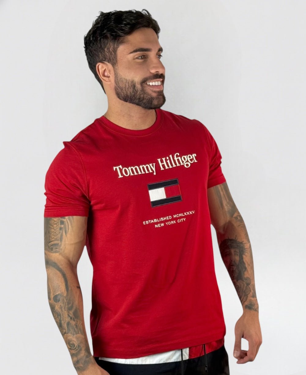 Camiseta Embro Flag Tee Vermelha - Tommy Hilfigier