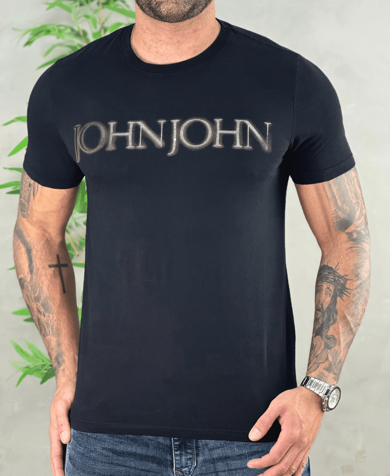 Camiseta Preta Masculina John King - John John