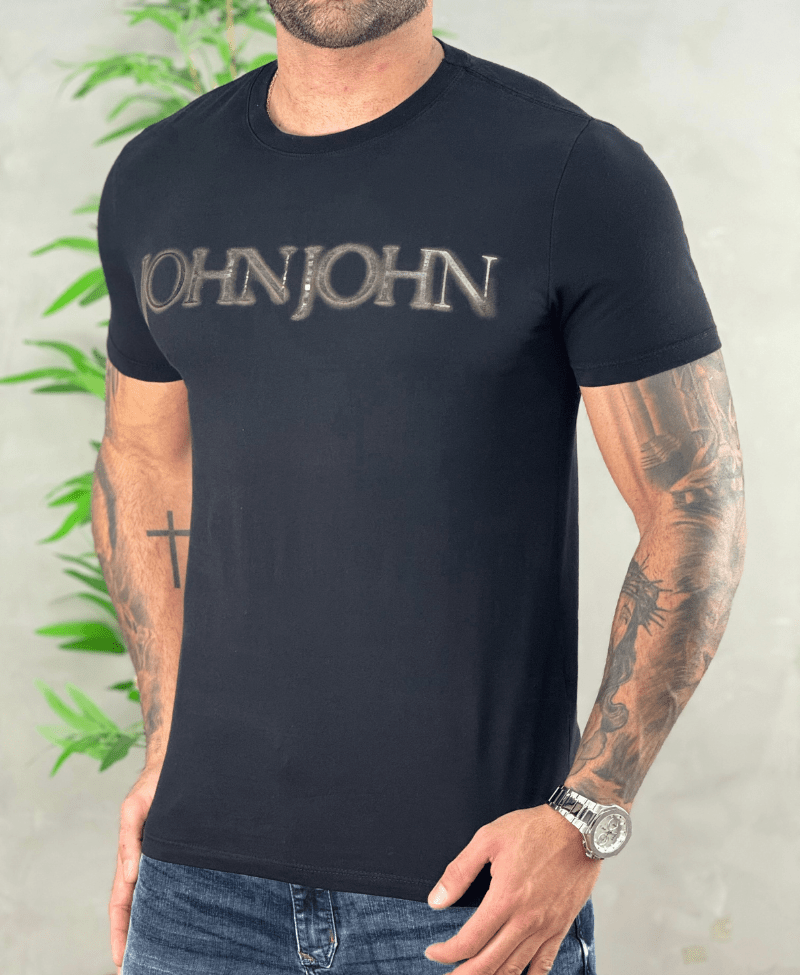 Camiseta Preta Masculina John King - John John