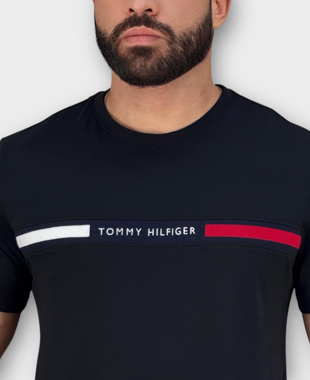 Camiseta Preto Masculina Chest Insert Tee - Tommy Hilfiger