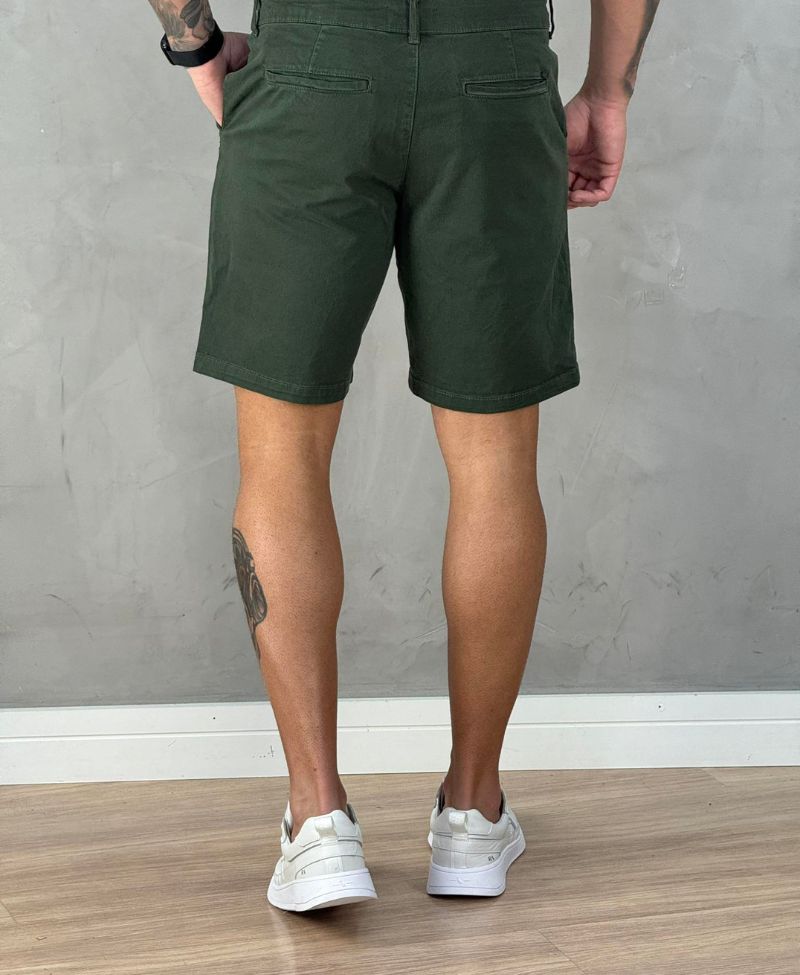 Bermuda Alfaiataria Verde Militar Masculina Lisa - Aramis