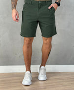 Bermuda Alfaiataria Verde Militar Masculina Lisa - Aramis