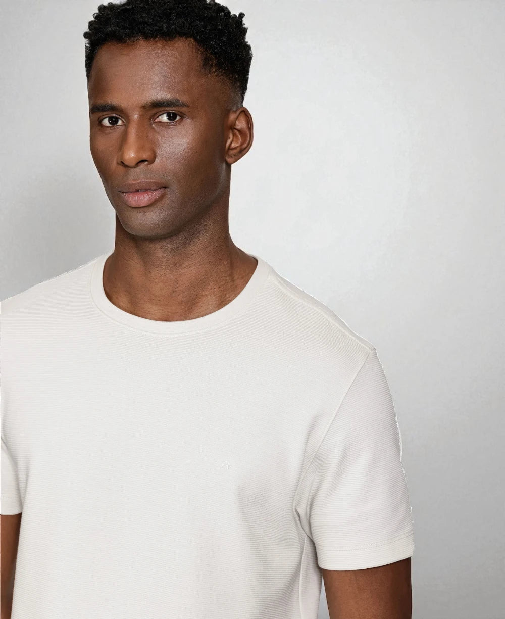 Camiseta Manga Curta Com Textura Ottoman Marfim - Aramis