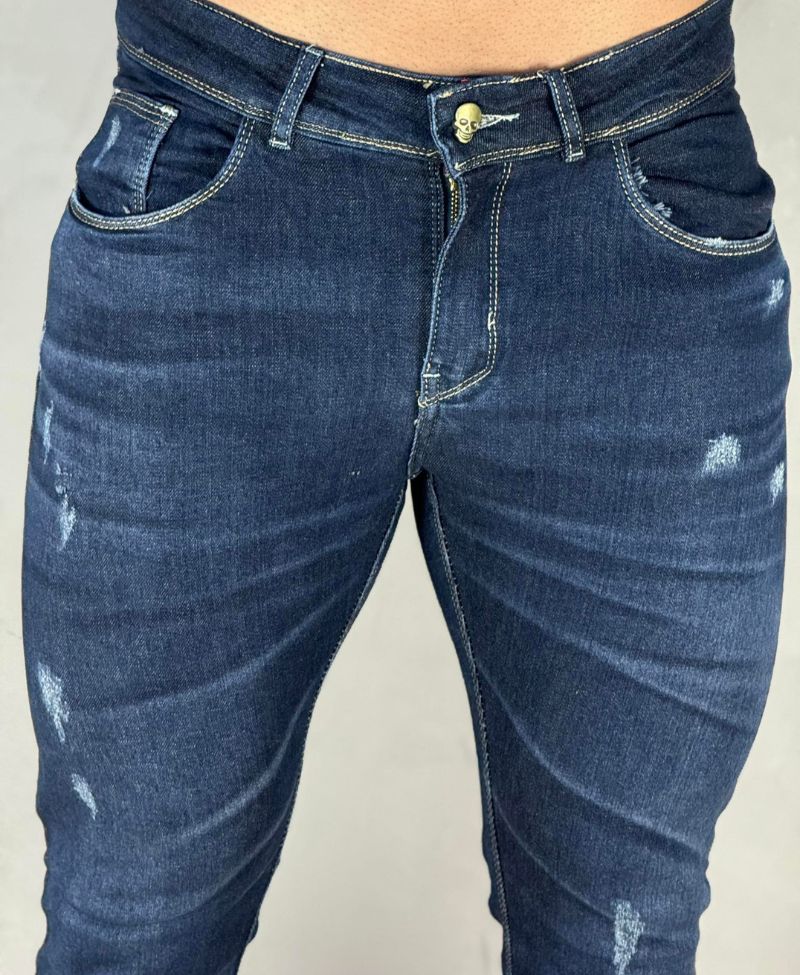 Calça Jeans Escura Masculina Sknny Com Detalhe De Rasgo  - Jay Jones