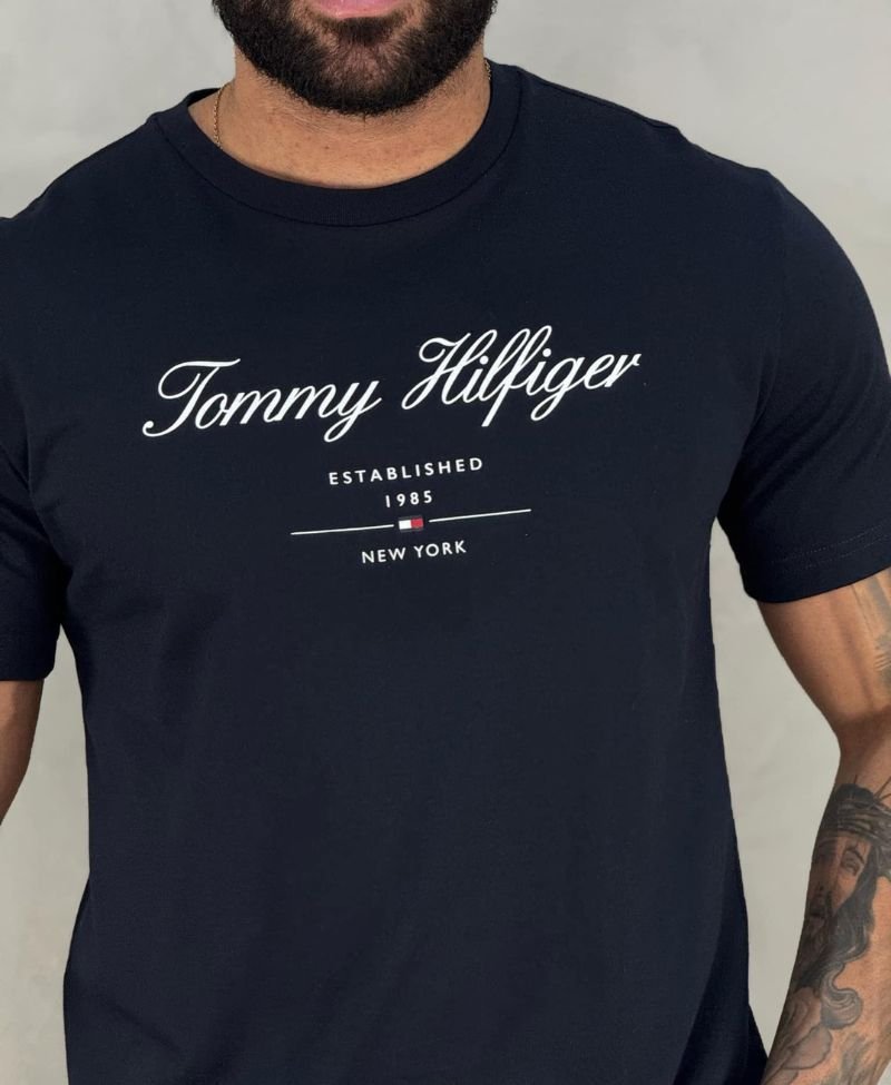 Camiseta Azul Escura Masculina Established - Tommy Hilfiger
