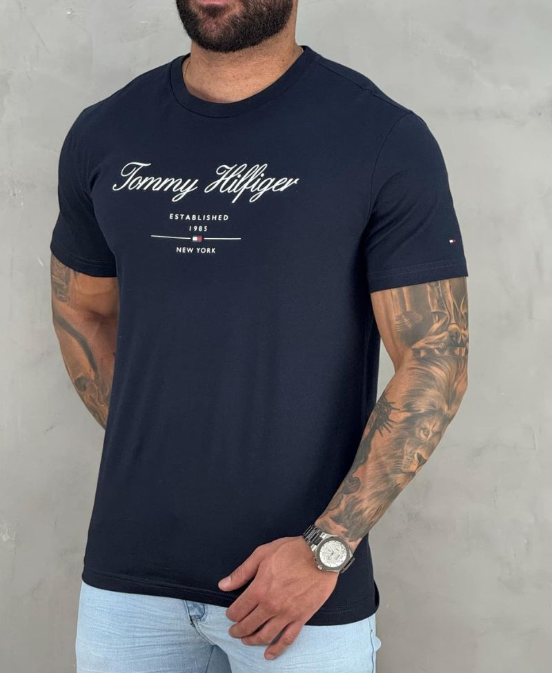 Camiseta Azul Escura Masculina Established - Tommy Hilfiger