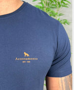 Camiseta Azul Marinho Casual Masculina Com Logo No Peito - Acostamento