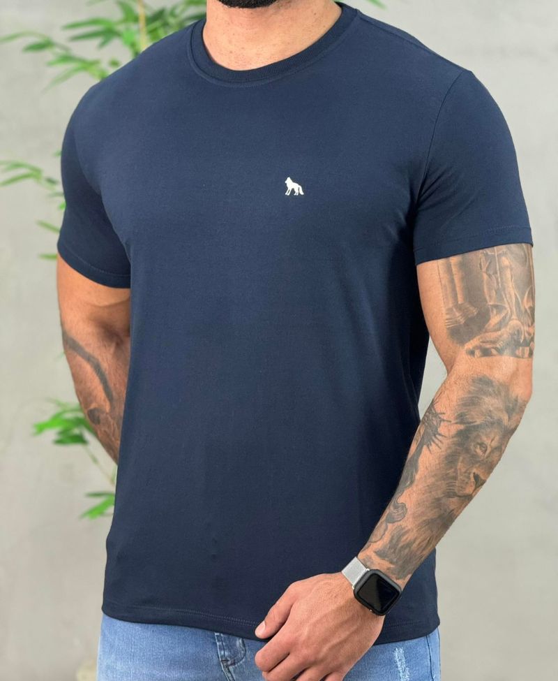 Camiseta Azul Marinho Casual Masculina Lobo Costas - Acostamento