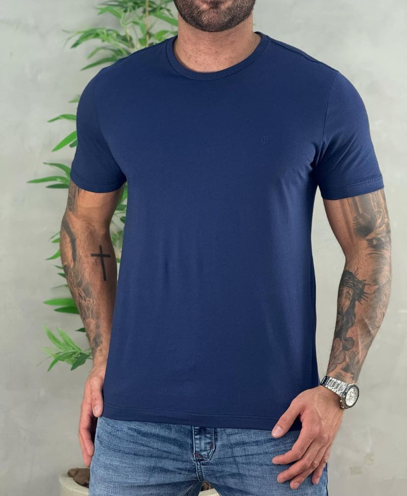 Camiseta Azul Marinho Masculina Basica - Forum