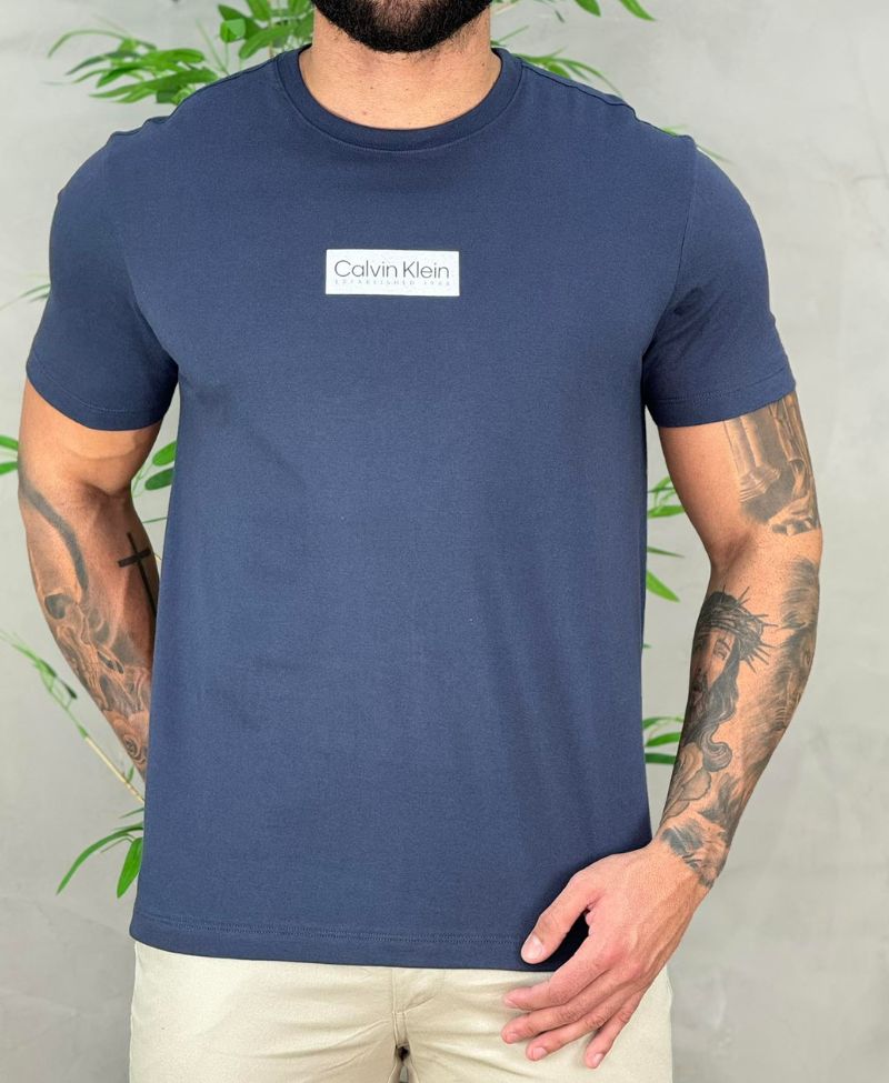 Camiseta Azul Marinho Masculina Logo Retângulo - Calvin Klein