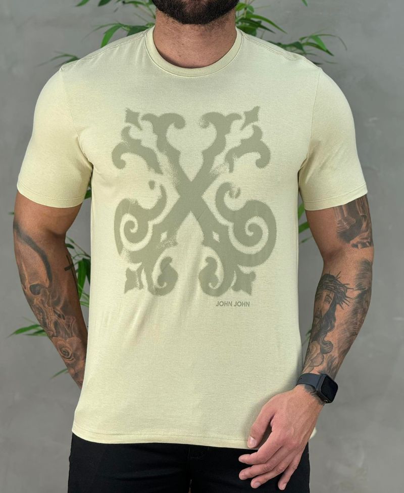 Camiseta Bege Claro Masculina Brasão Shaded - John John