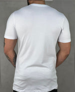 Camiseta Branca Masculina Com Logo No Peito - Maravilla