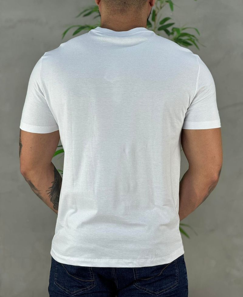 Camiseta Branca Masculina Logo Minimalista Superior - Calvin Klein