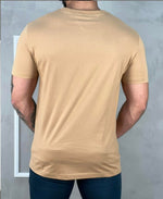 Camiseta Marrom Creme Masculina Com Relevo No Peito - Tommy Hilfiger