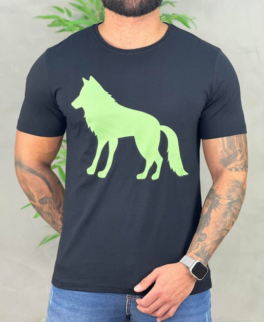 Camiseta Preta Casual Masculina Front Wolf - Acostamento