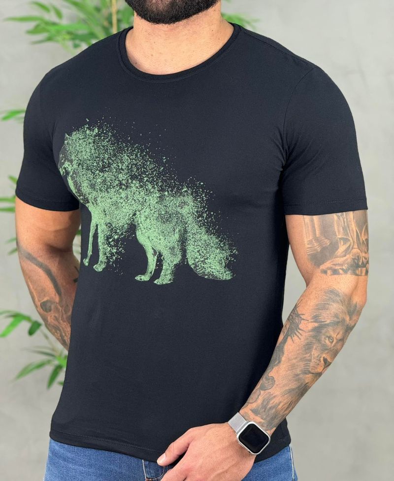 Camiseta Preta Casual Masculina Wolf Brush - Acostamento