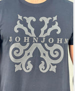 Camiseta Preta Masculina Brasão Shaded - John John