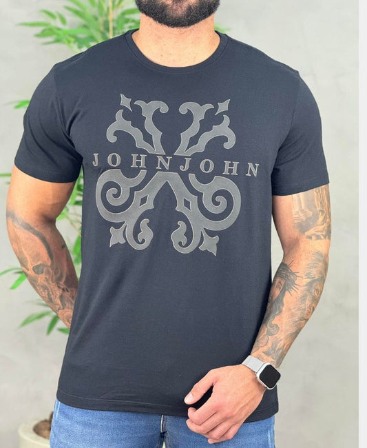 Camiseta Preta Masculina Brasão Shaded - John John