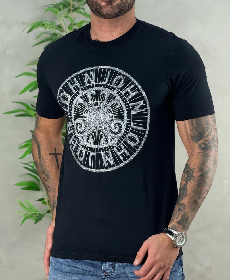 Camiseta Preta Masculina Fake Emb - John John