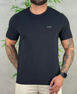 Camiseta Preta Masculina minimalist logo - Calvin Klein