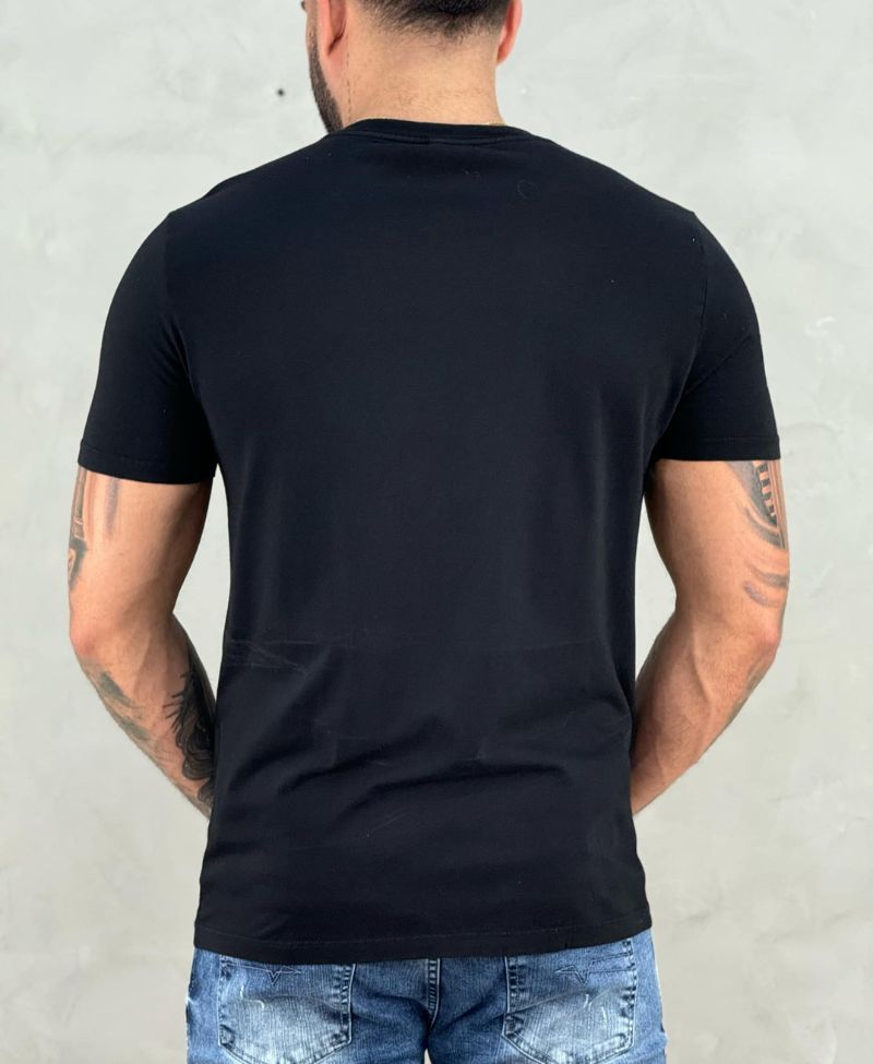 Camiseta Preta Masculina New Dirty II - John John