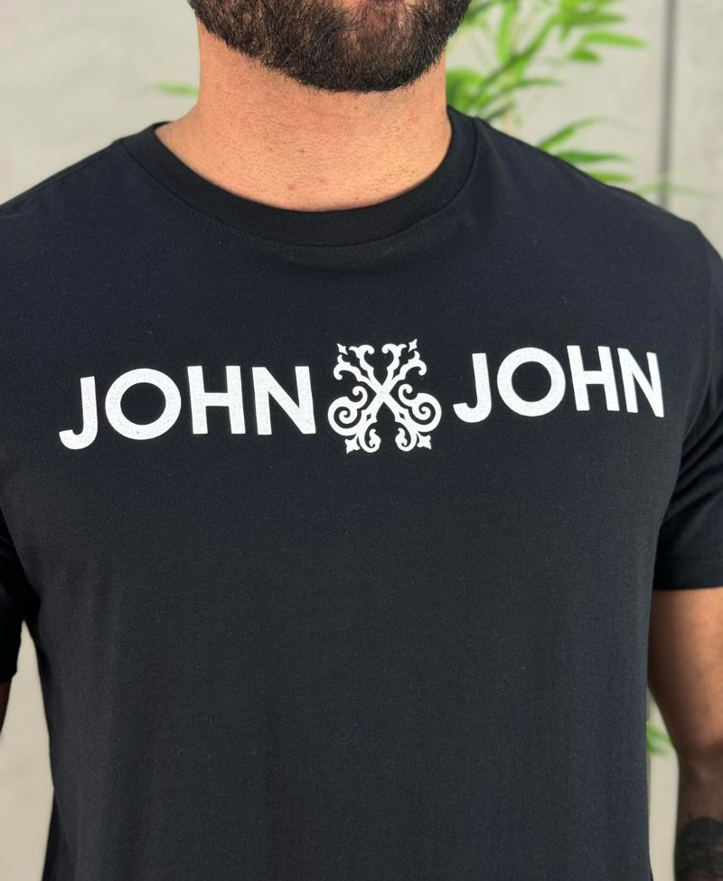 Camiseta Preta Masculina Regular Fit - John John