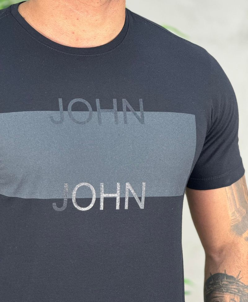 Camiseta Preta Masculina Square Regular Fit - John John