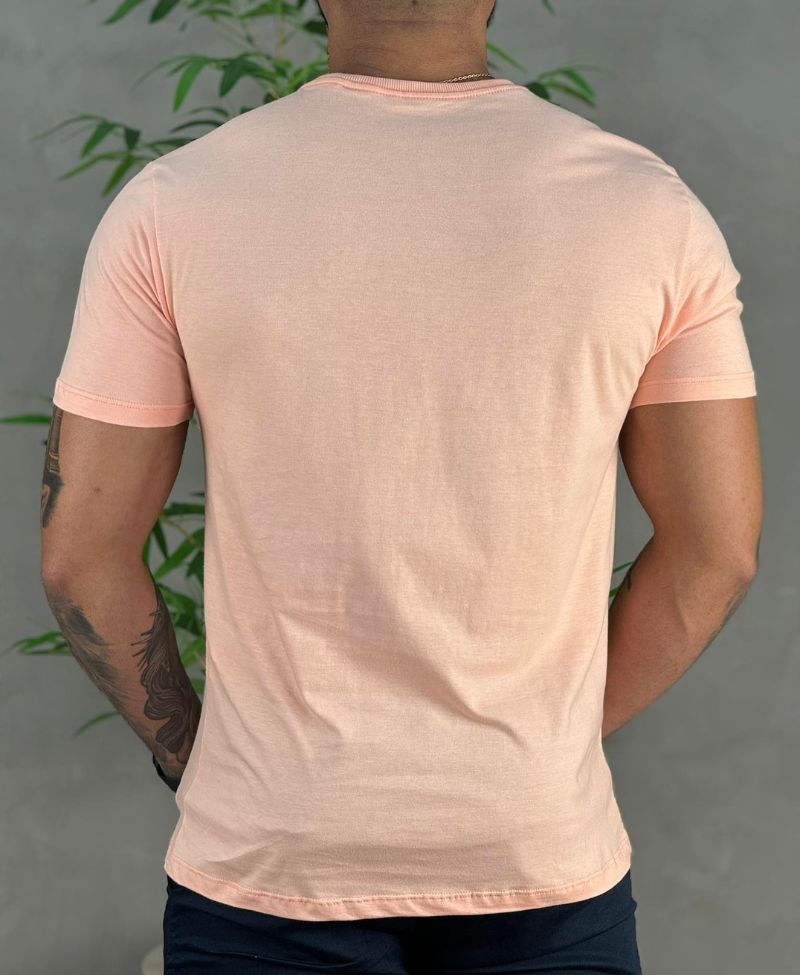 Camiseta Rosa Quartzo Casual Masculina Trade Mark - Acostamento