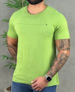 Camiseta Verde Hortelã Casual Masculina Line Wolf - Acostamento